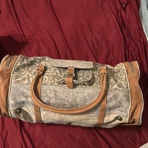 Myra Bag - Weekender Duffle